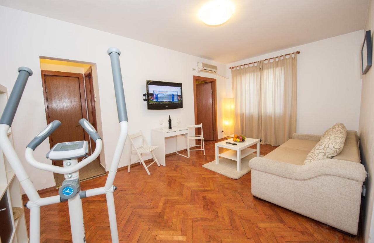 Universitate 1 Apartment Bucharest Exterior photo
